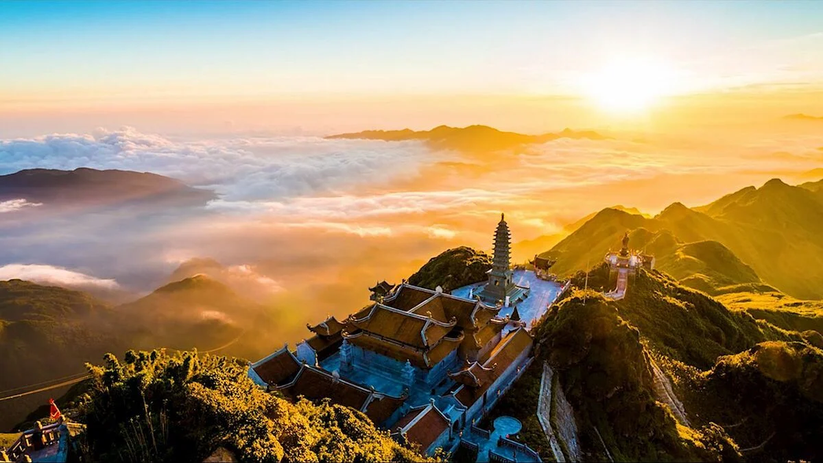 To the peak of Fansipan