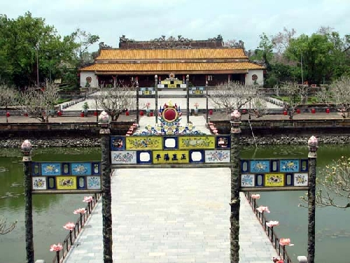 Discover 3 World Heritage sites in Hue & Hoi An