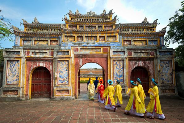 Discover the city of Hue